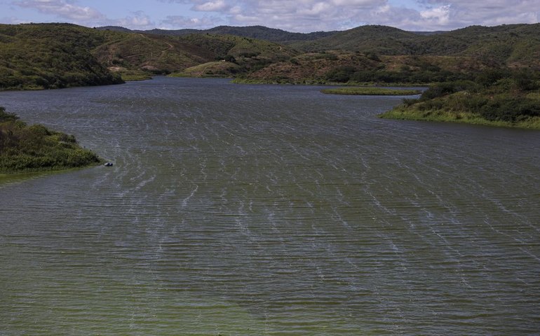 Rio São Francisco terá nova hidrovia para transporte de cargas ao NE