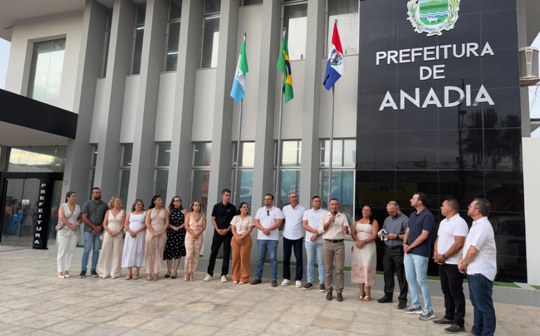 Prefeito de Anadia encerra mandato com a entrega de diversas obras