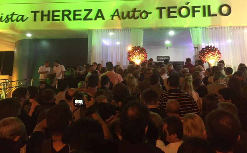 Teatro cenecista Thereza Auto Teófilo é inaugurado em Arapiraca