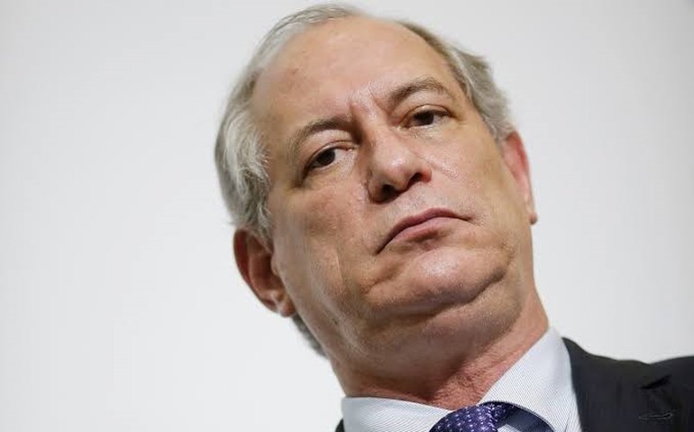 STJ julga nesta terça recurso de Ciro Gomes contra condenação em processo movido por Collor
