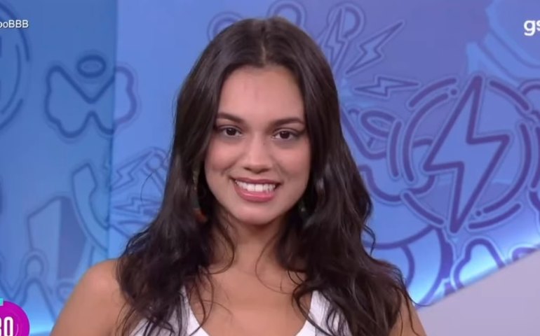 No 'Bate-Papo BBB', Alane confessa ter errado com as estalecadas