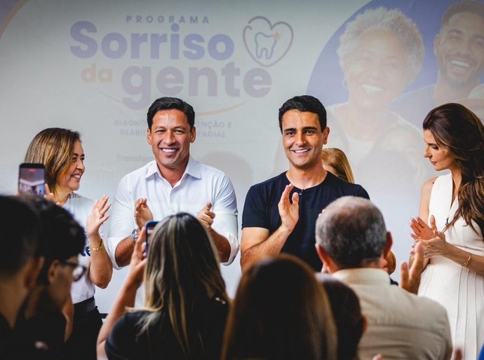 Prefeito Rodrigo Cunha lança programa Sorriso da Gente para ampliar atendimento odontológico em Maceió