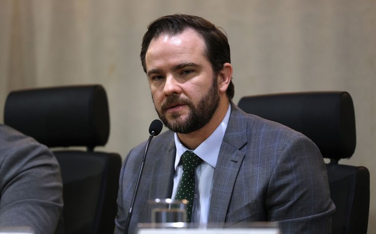 Proposta de subsídio ao diesel importado conta com adesão de 25 estados