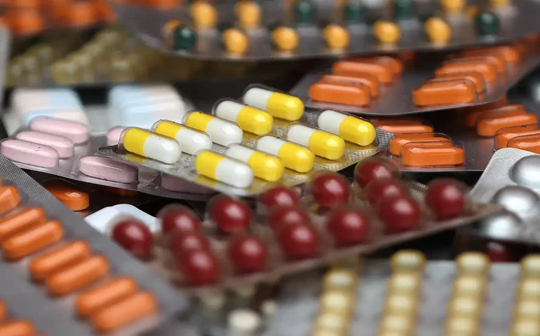 Empresa registra mais 2 possíveis mortes ligadas a suplementos alimentares; entenda