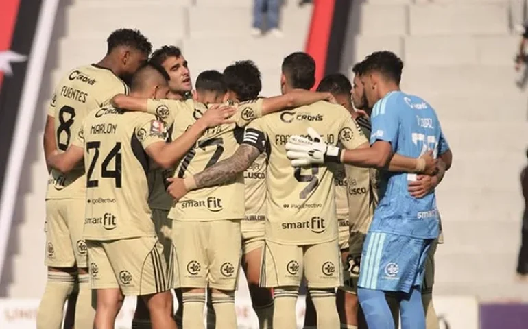 Ascensão meteórica, ameaças a jogadores e mudança de nome: conheça o Cusco, adversário do Flamengo