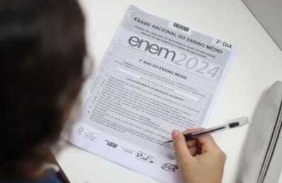 Rede Nacional de Cursinhos Populares prepara estudantes em situação de vulnerabilidade para o Enem 2026