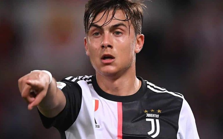 Com assistência de Dybala, Roma busca empate em clássico contra Juventus