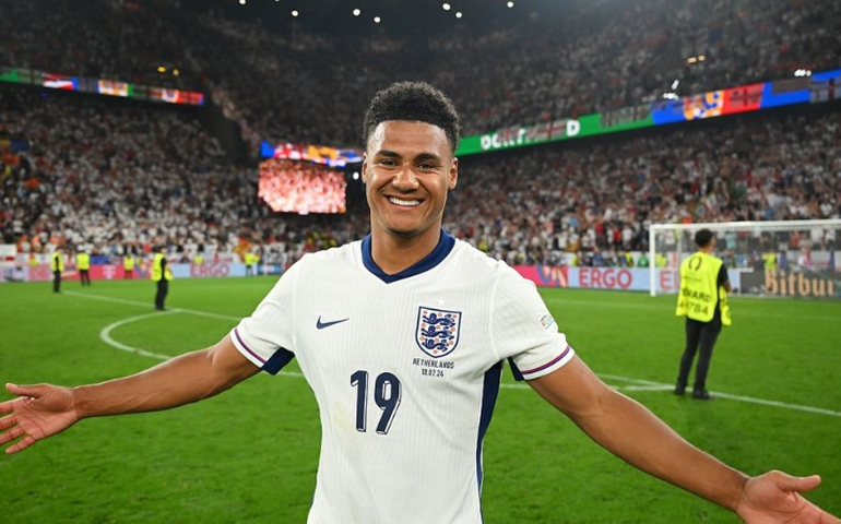 Quem é Ollie Watkins, atacante que substituiu Kane e colocou a Inglaterra na final da Eurocopa