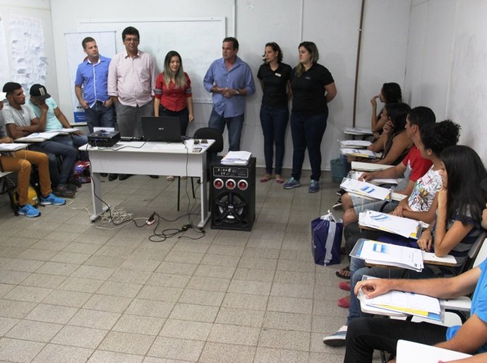 Curso da Casa Integrada do Trabalho prioriza 1º emprego para jovens arapiraquenses