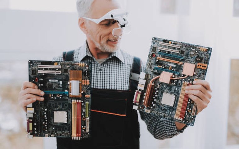 Placa-mãe industrial e comercial têm diferenças sensíveis