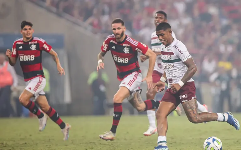 Fluminense e Flamengo abrem semifinais do Campeonato Carioca