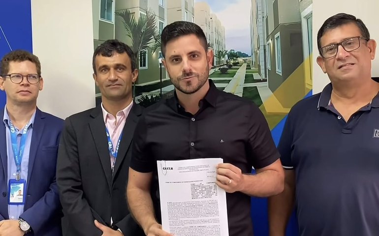 Prefeito Dalminho assina contrato com a Caixa para construir 25 moradias em Belo Monte