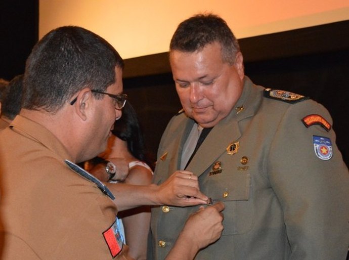 Comandante Lima Júnior é homenageado em solenidade do Corpo de Bombeiros