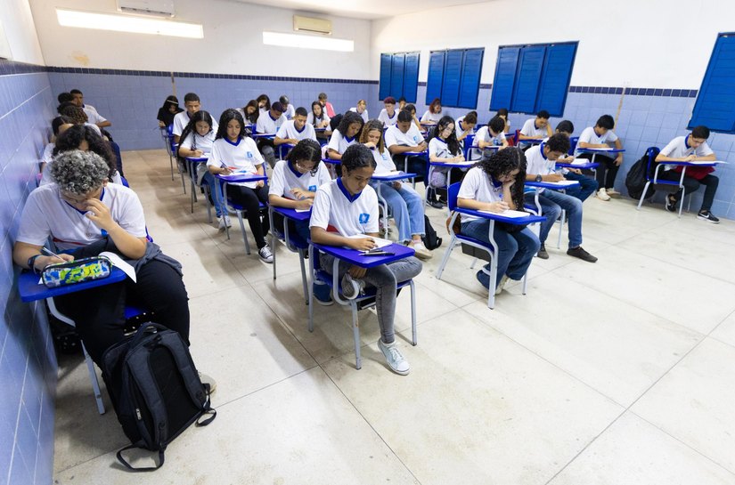 Escolas estaduais participam de avaliação diagnóstica do ensino médio
