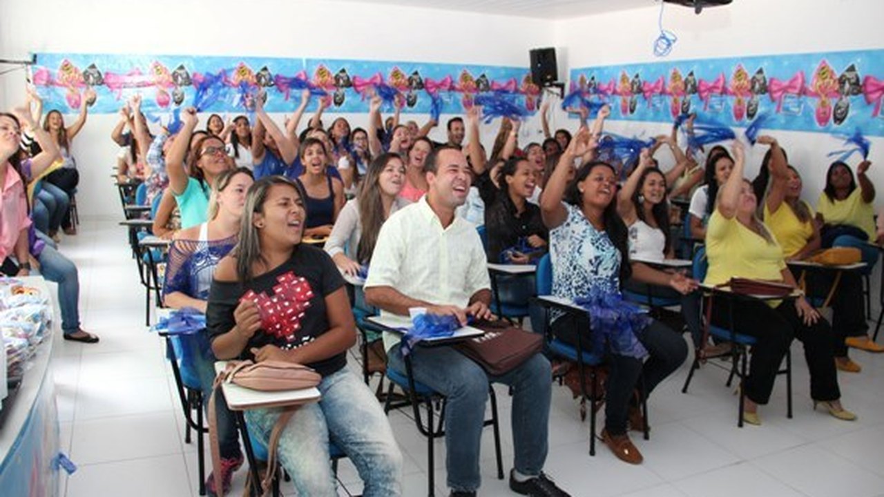 Período da Páscoa garante emprego para 64 promotores de vendas, graças ao Sine