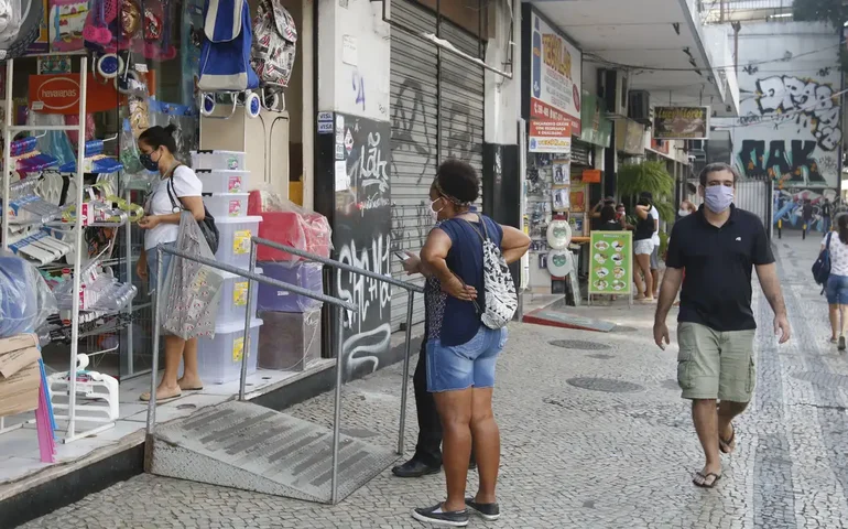 Vendas do varejo sobem 1,5% no 2º trimestre ante 1º trimestre, revela IBGE
