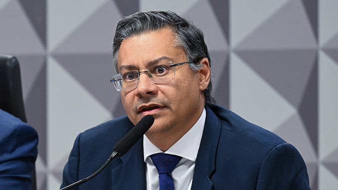 CPI do INSS: ex-procurador nega ter padrinho político e alega não saber motivo de presença de 'Careca' em reunião com cúpula da Previdência