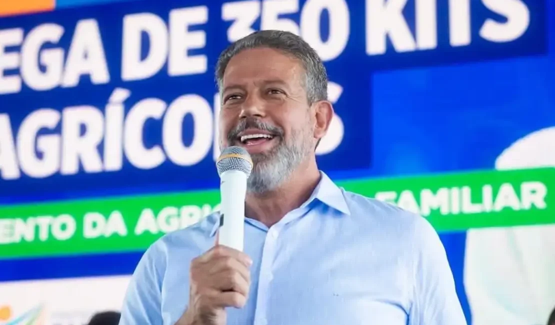 Lira vai na contramão do ‘acordão’ e pavimenta caminho rumo ao Senado Federal