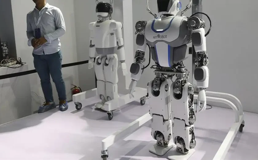 Novo robô humanoide da Boston Dynamics faz contorcionismos dignos de 'O Exorcista'