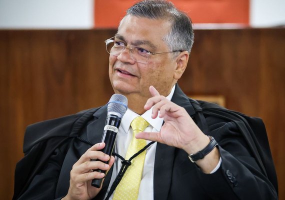 Dino diz que Congresso não enviou ao STF todos documentos sobre emenda