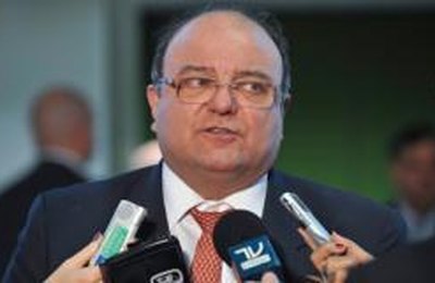 Investigações apontam que Vaccarezza recebeu US$ 430 mil em propinas