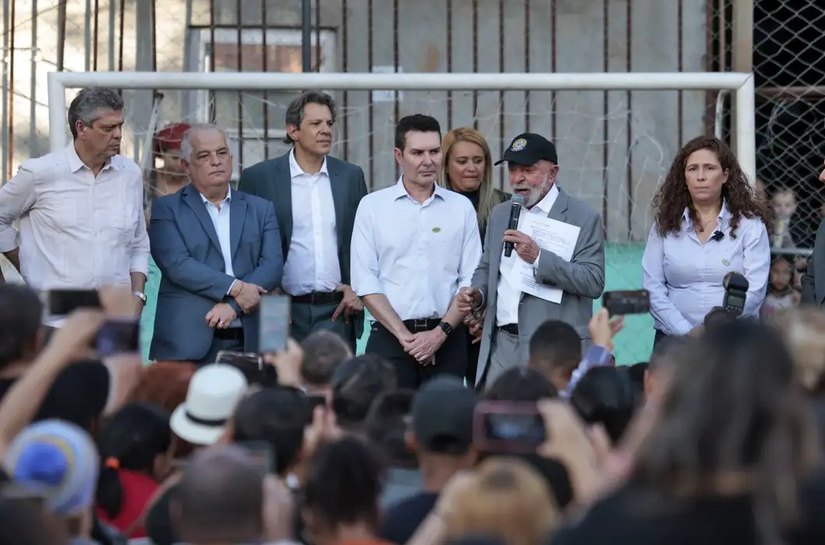 Em visita à Favela do Moinho, em São Paulo, Lula assina acordo habitacional