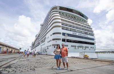 Cruzeiro MSC Preziosa chega a Maceió com mais de três mil turistas brasileiros e estrangeiros