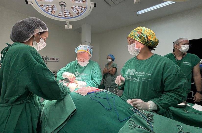 Hospital Metropolitano de Alagoas faz cirurgia de câncer de pele com reconstrução imediata