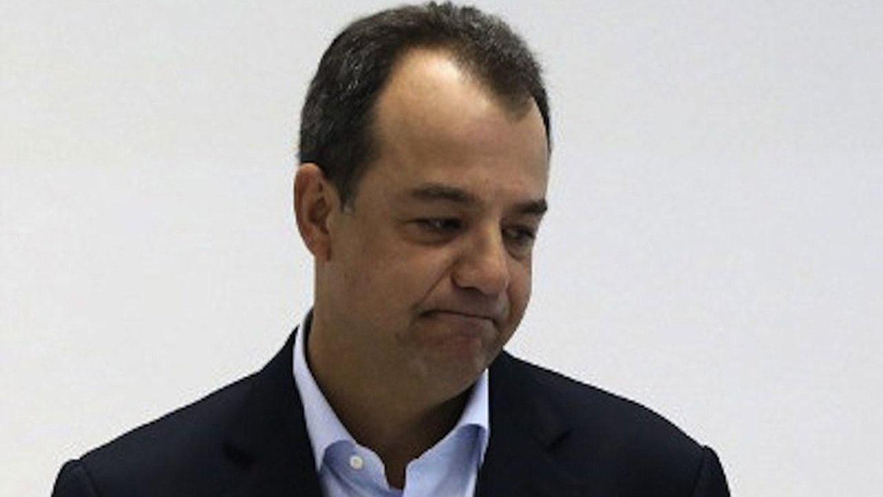 Mesmo com domiciliar autorizada, Sergio Cabral segue preso por outras condenações