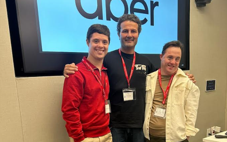 João Vitor fala sobre inclusão e cinema em palestra na sede da Uber, na Faria Lima, em São Paulo