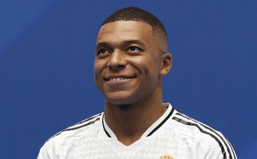 Mbappé sofre lesão na coxa, desfalca o Real Madrid em clássico, e pode abrir vaga para Endrick