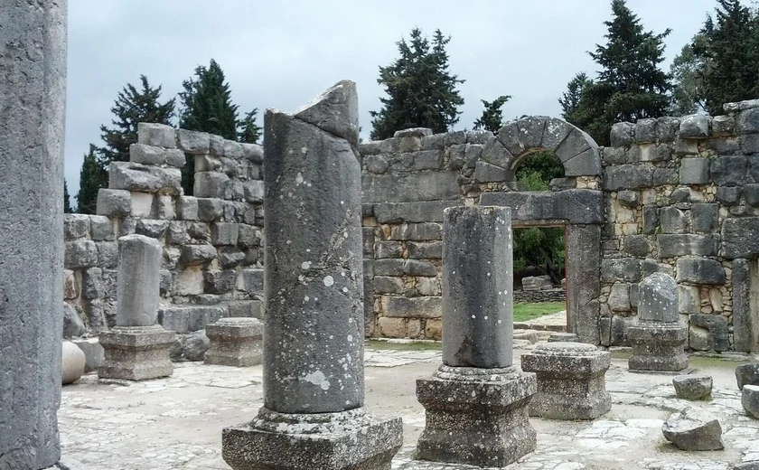 Arqueólogos encontram esgoto romano de 2.250 anos em funcionamento em cidade na Turquia (FOTO)