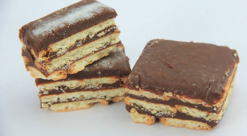 Biscoito com brigadeiro