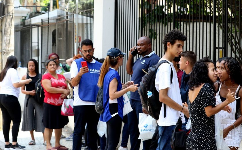 PF identifica suspeitos de vazar provas do primeiro dia do Enem