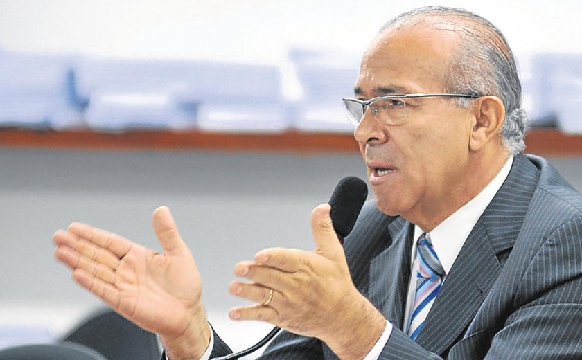 Padilha diz que cabe ao STF intermediar diálogo entre Judiciário e Legislativo