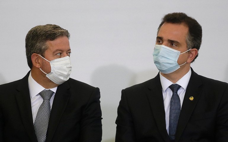 Lira e Pacheco agem para manter sigilo do orçamento secreto