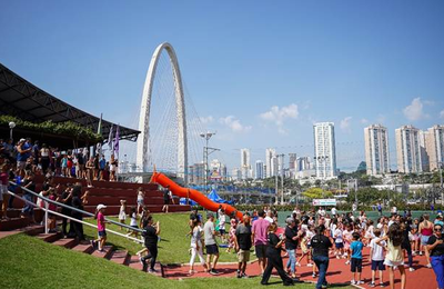 Parceria entre família e escola vai além do acompanhamento de tarefas e notas