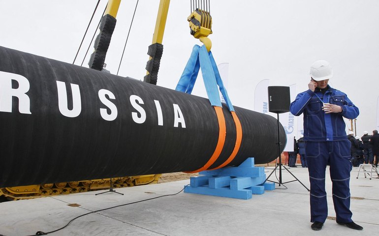 UE deve priorizar energia russa para aliviar custos e impacto social, aponta ex-analista da CIA