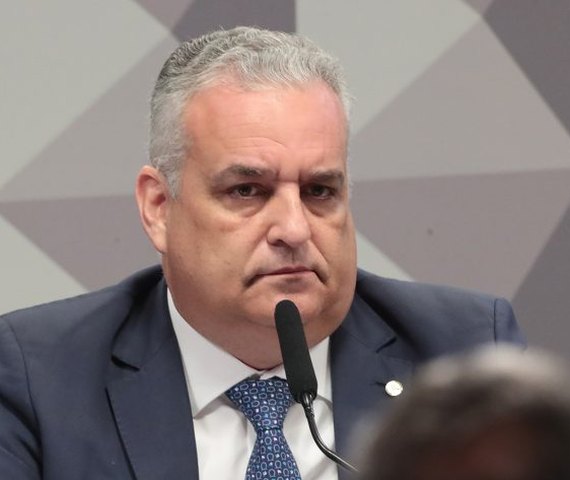 Relator critica blindagem de investigados e sigilo de 100 anos em comissão