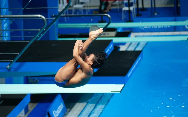 Após mundial histórico, Brasil garante vaga em Paris no trampolim