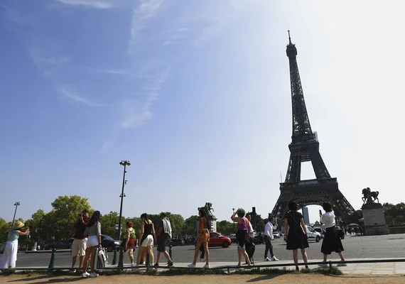 Paris lança 'guerra' a 'Airbnbs ilegais': Prefeitura faz batidas por turistas nos bairros mais caros da cidade