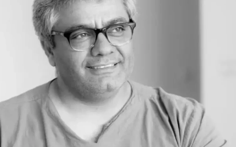 Cineasta condenado no Irã por 8 anos ressurge no Festival de Cannes após jornada 'exaustiva'