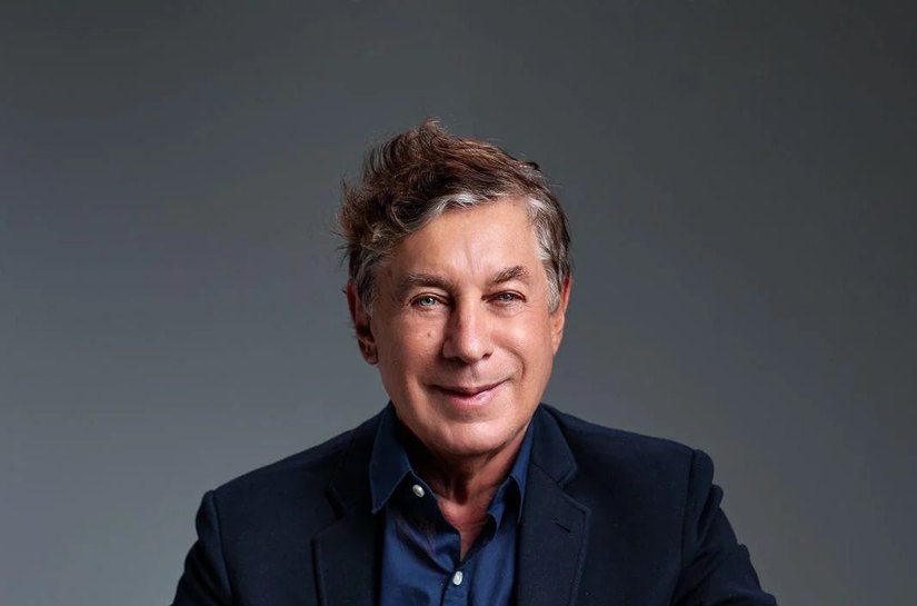 Flávio Venturini chega a Maceió com show que celebra 50 anos de carreira