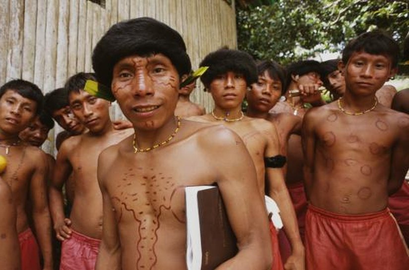 Em carta, indígenas veem avanços, mas cobram demarcações e proteção