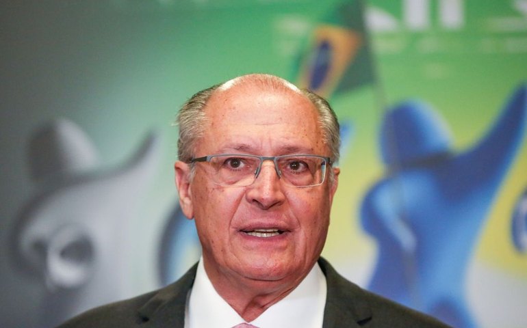 Alckmin diz que governo estuda novo Reintegra voltado às pequenas empresas