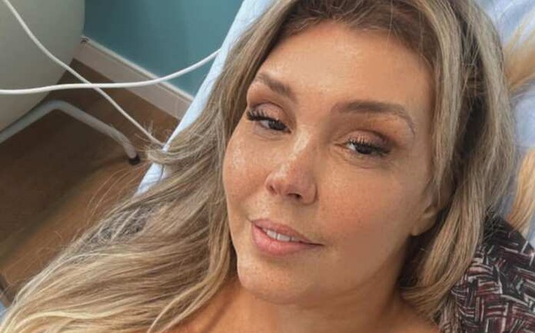 Simony diz que desmaiou após ser barrada com 4 filhos em aeroporto nos EUA: 'Foi a coisa mais horrorosa'