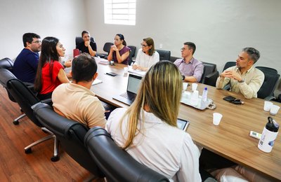Sesau promove reunião entre gestores da regulação estadual e de Maceió