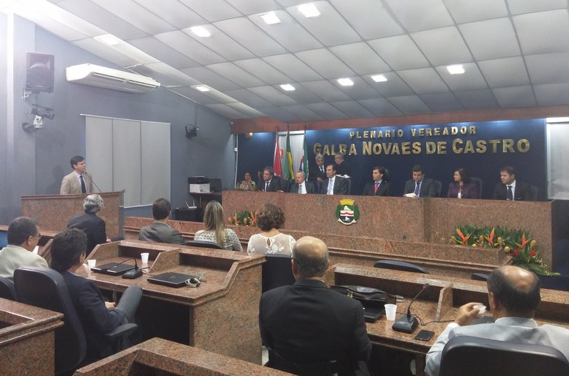 Presidente da AMA prestigia entrega de título de cidadão de Maceió a Gilberto Occhi