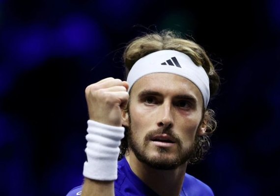 Tsitsipas avança na Basileia e encara joia francesa para voltar a uma semifinal após 4 meses