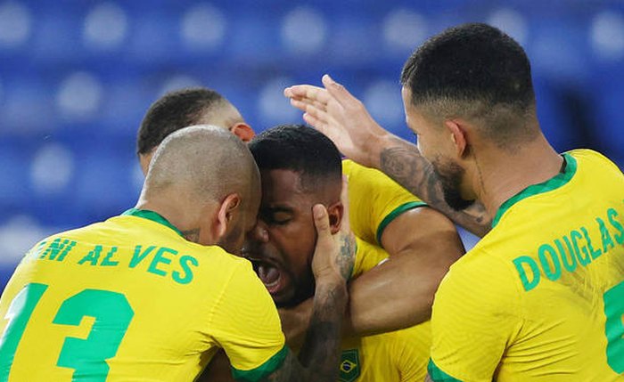 Malcom fez o segundo gol do Brasil contra a Espanha